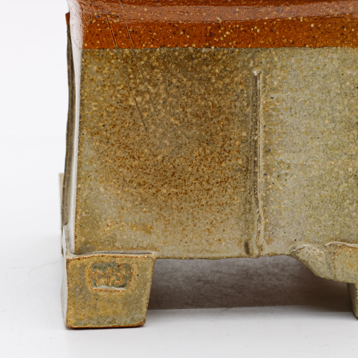 Jar in the Persian Form