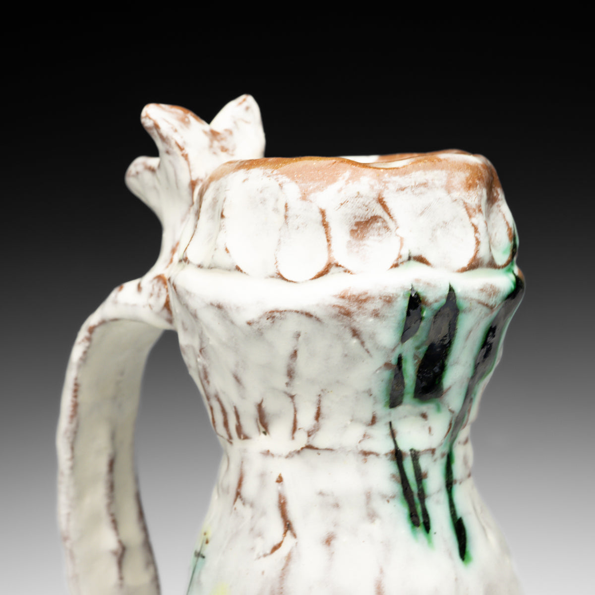 Large Pitcher