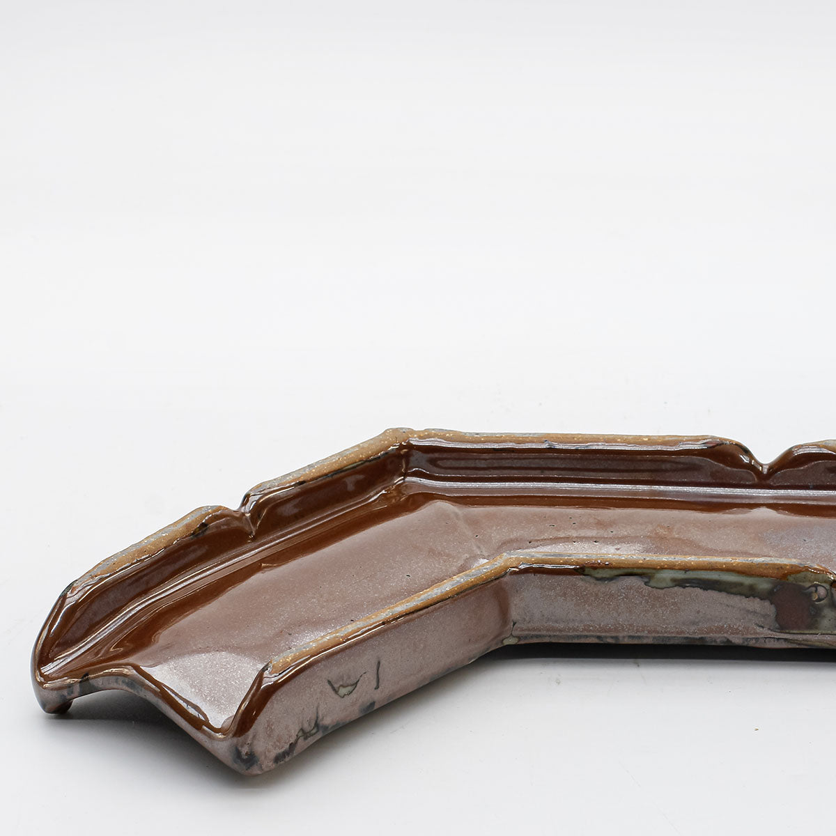 Angled Tray