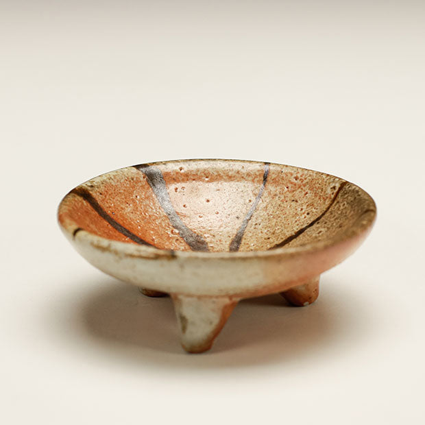 Tripod Bowl