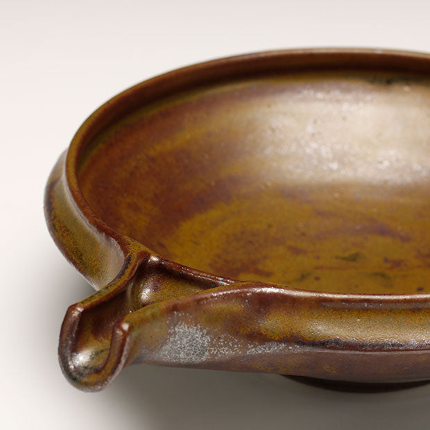 Spouted Bowl