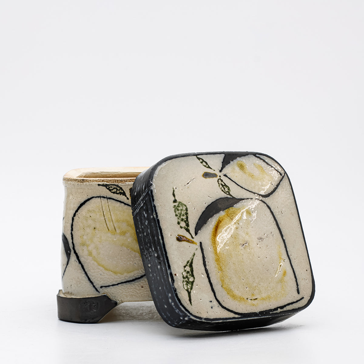 Jar in the Persian Form