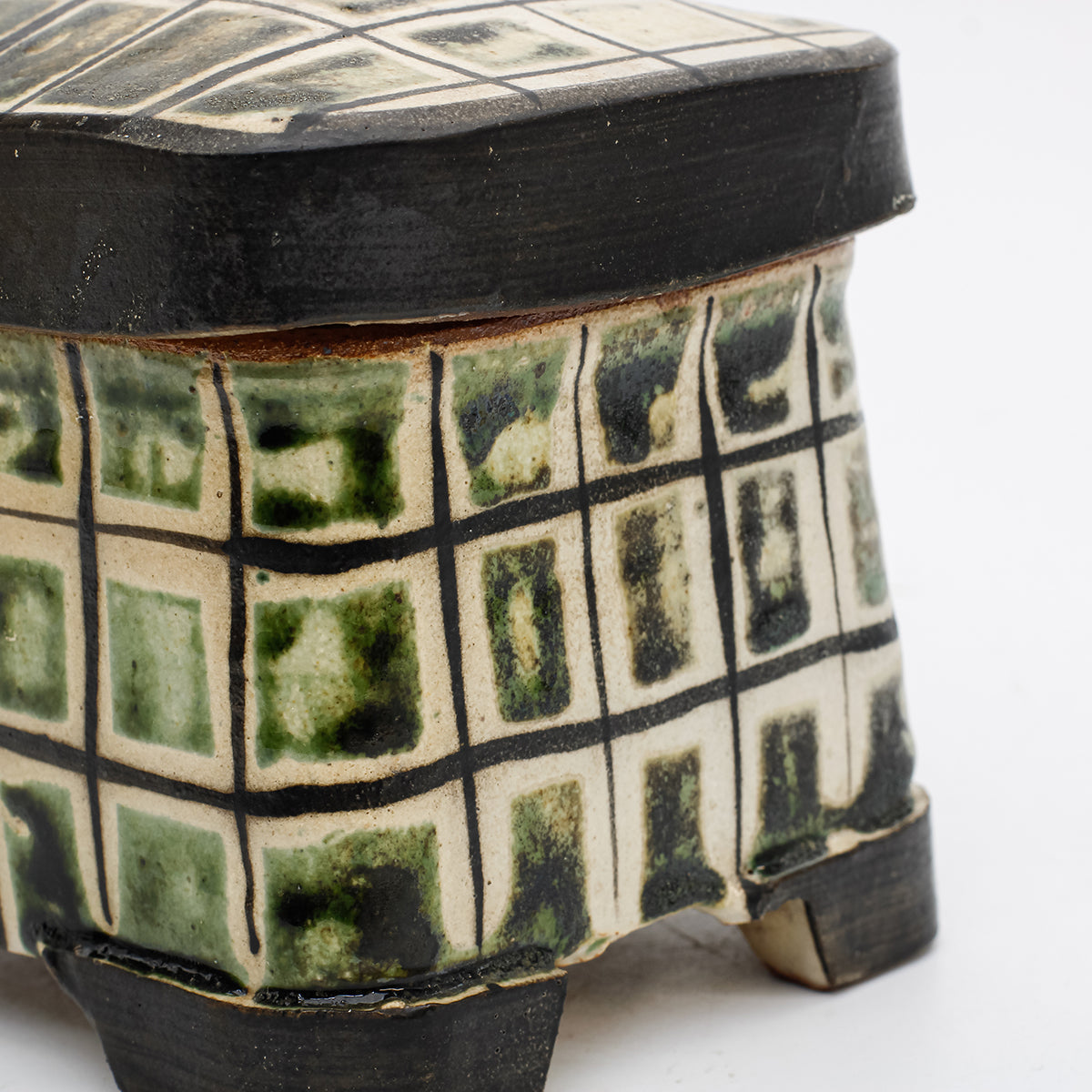 Jar in the Persian Form