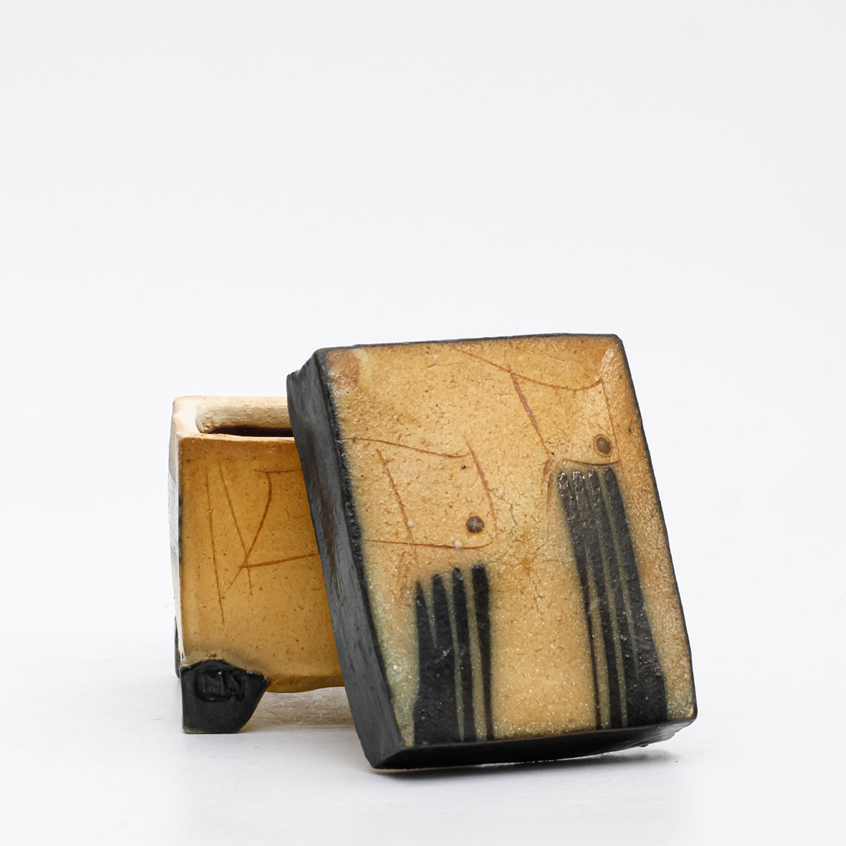 Jar in the Persian Form