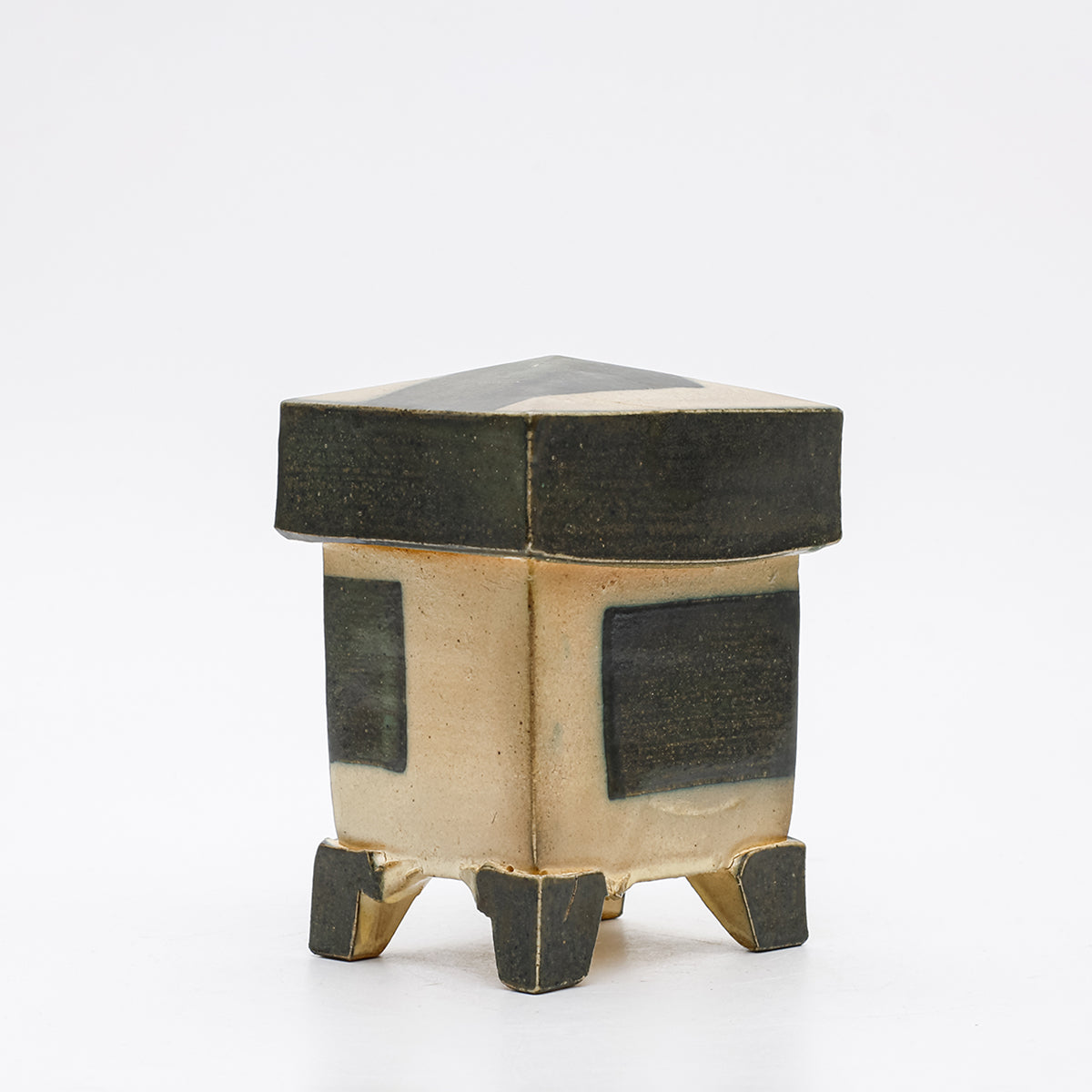 Jar in the Persian Form