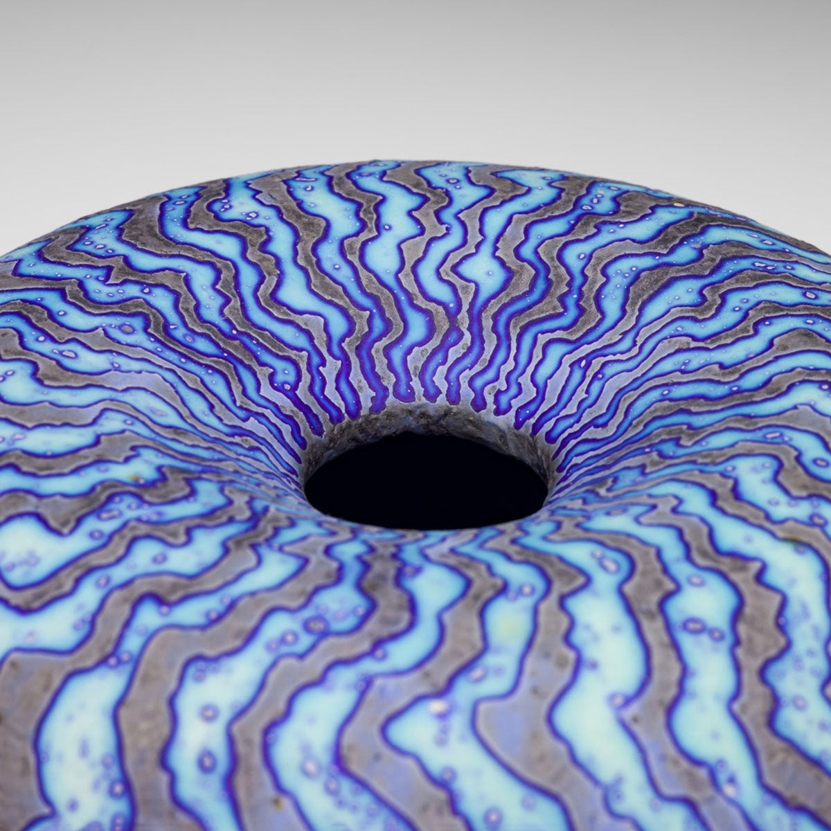 In-Turned Rim Vessel