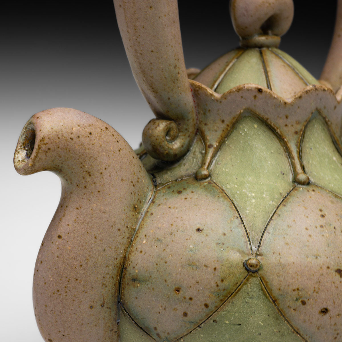 "Beatrix" the Teapot