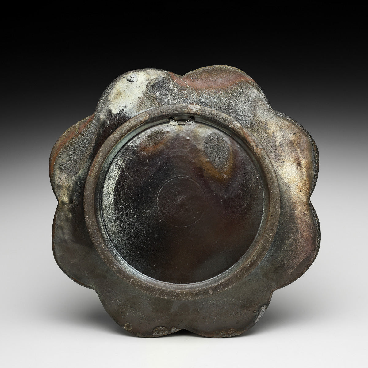 Plate With Hanging Wire