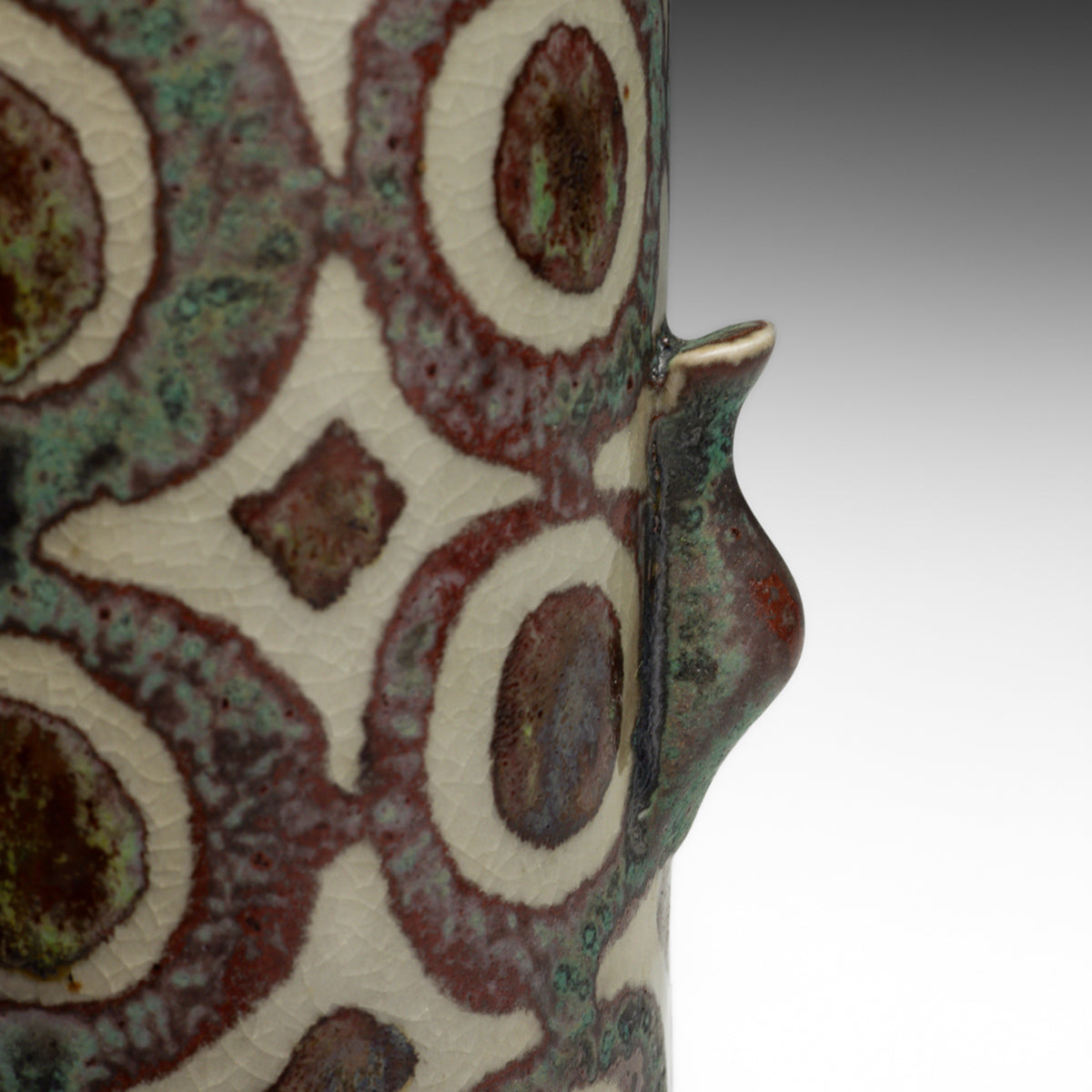 Medium Baffled Vase