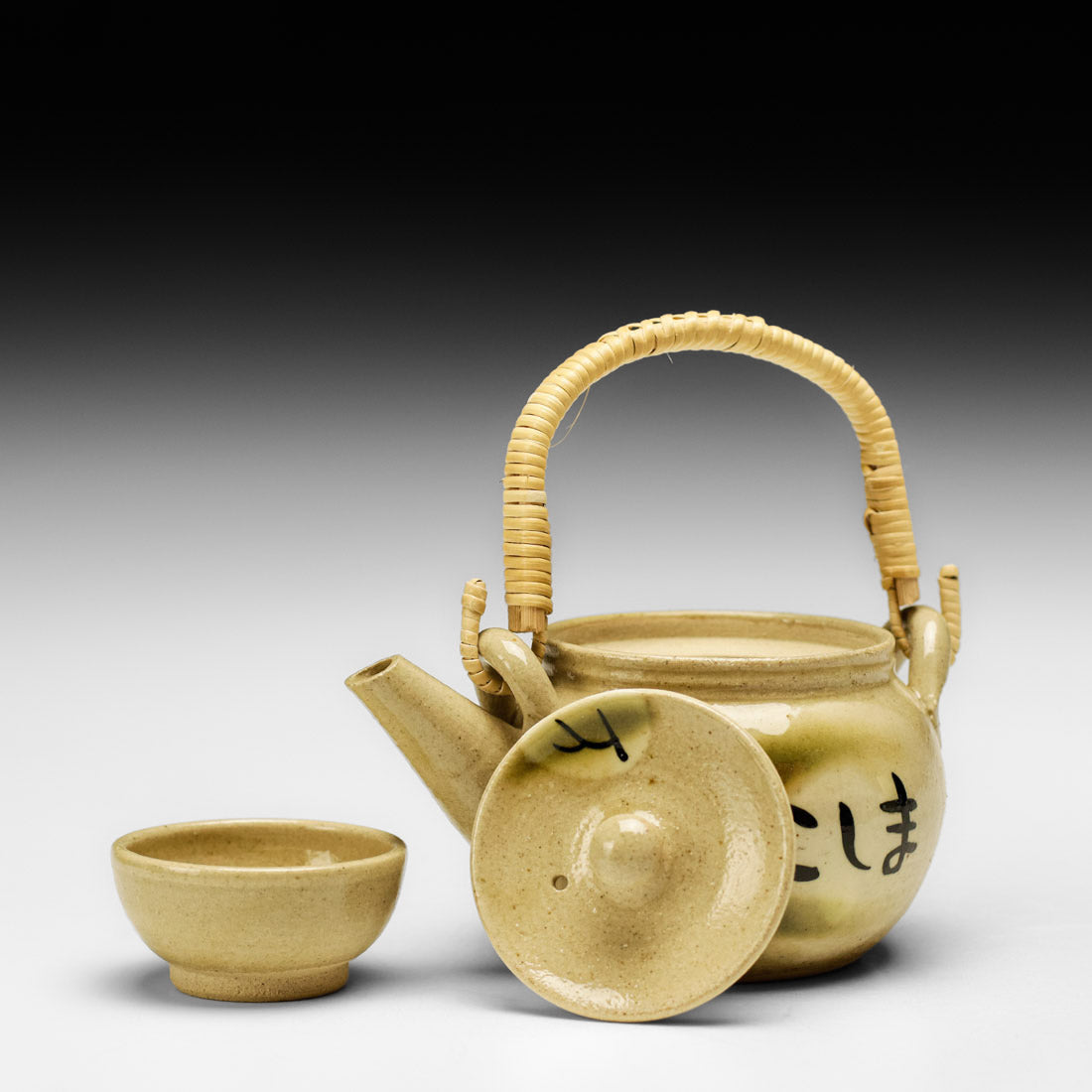 Teapot & Cup