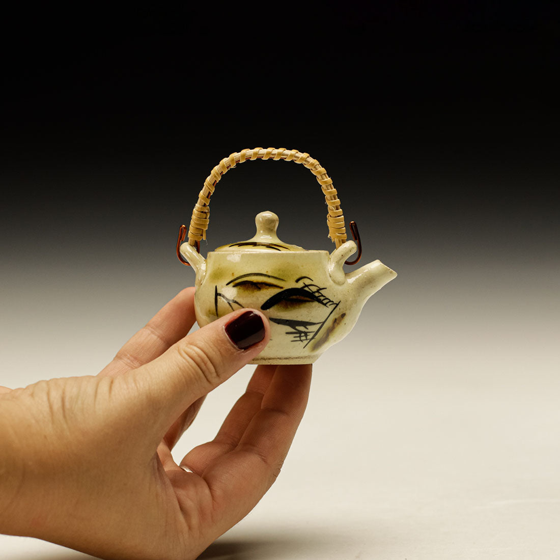 Tiny Teapot