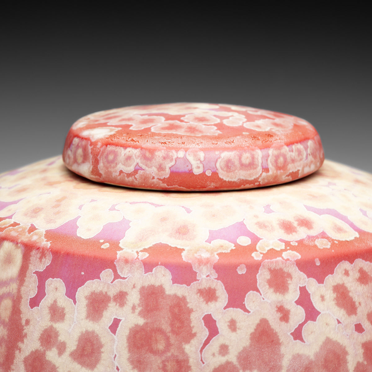 Hibiscus Urn