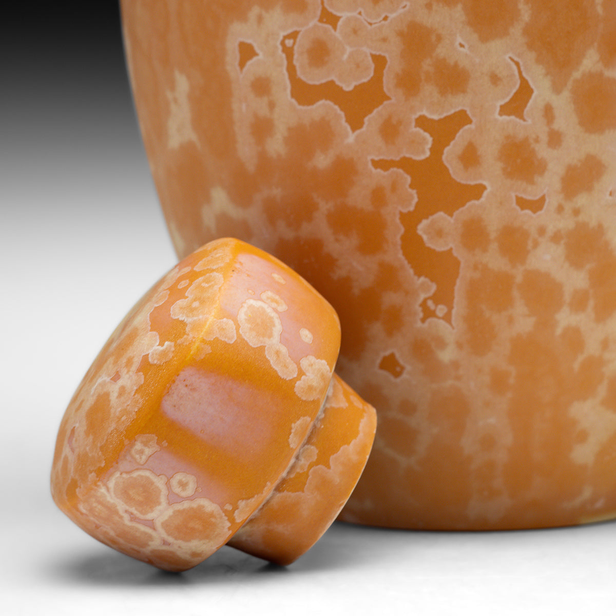 Tangerine Urn