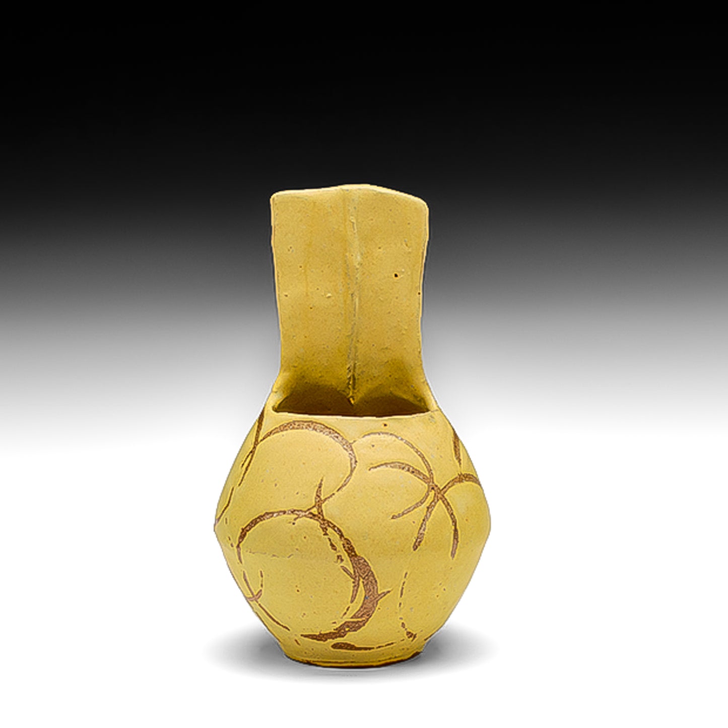Birdtail Vase