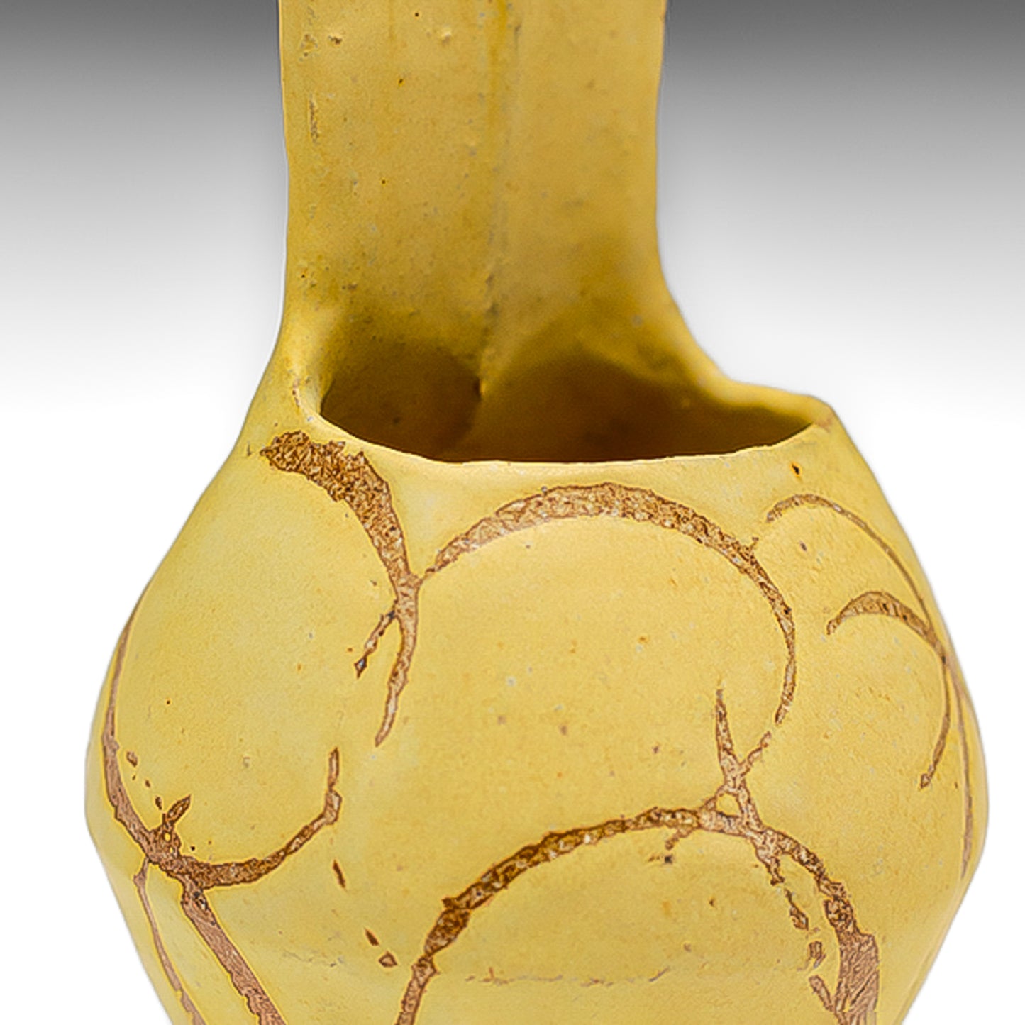 Birdtail Vase