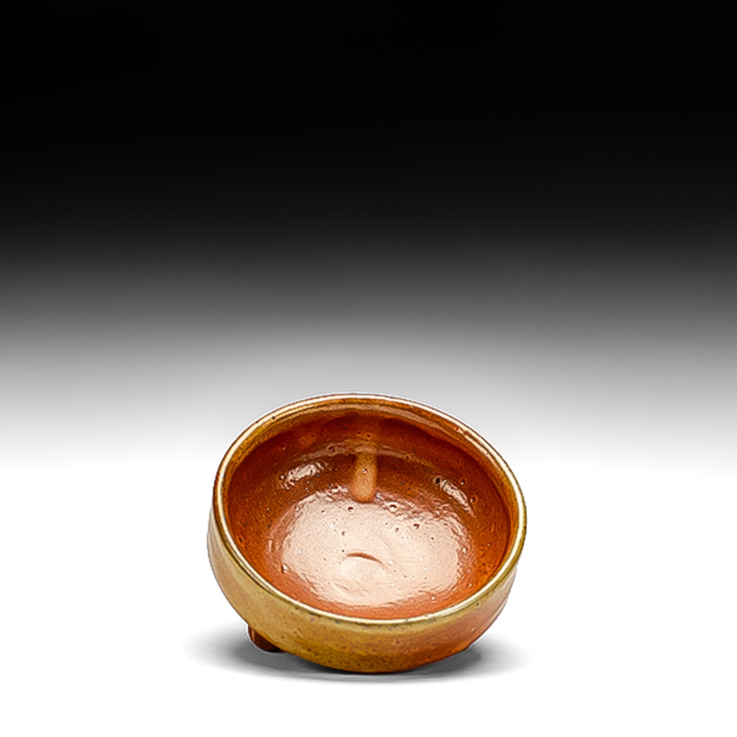 Tripod Bowl
