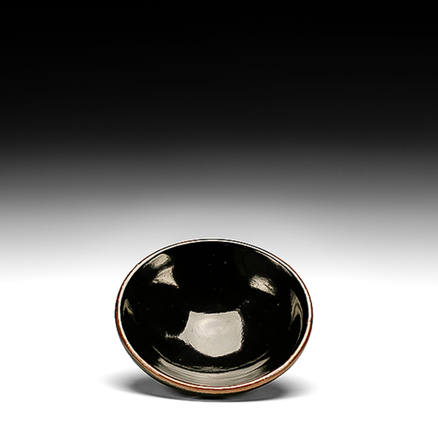 Tripod Bowl