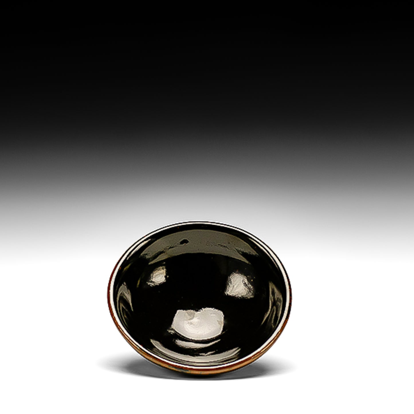 Tripod Bowl