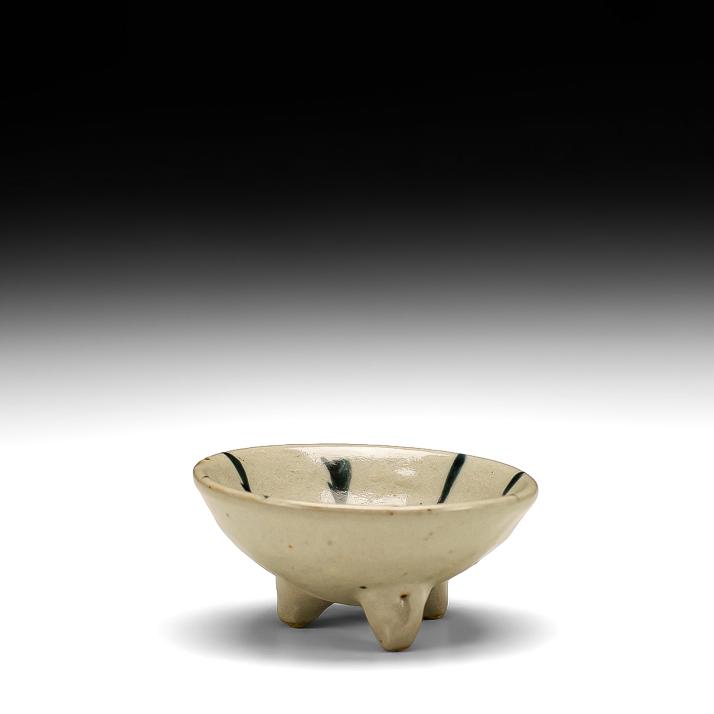 Tripod Dish