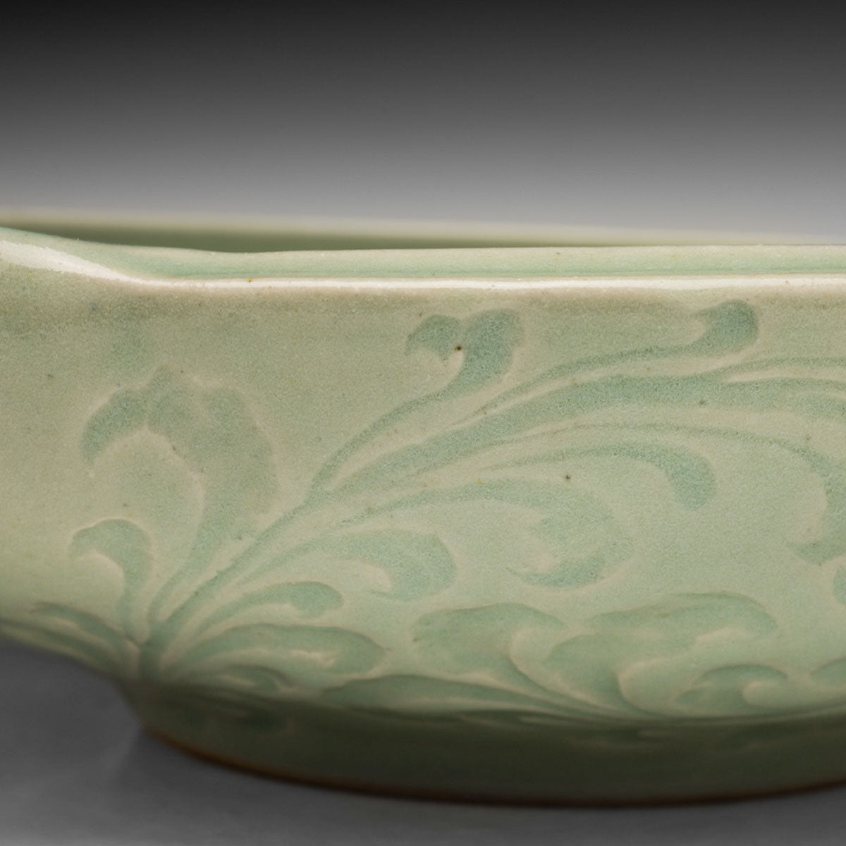 Spouted Bowl