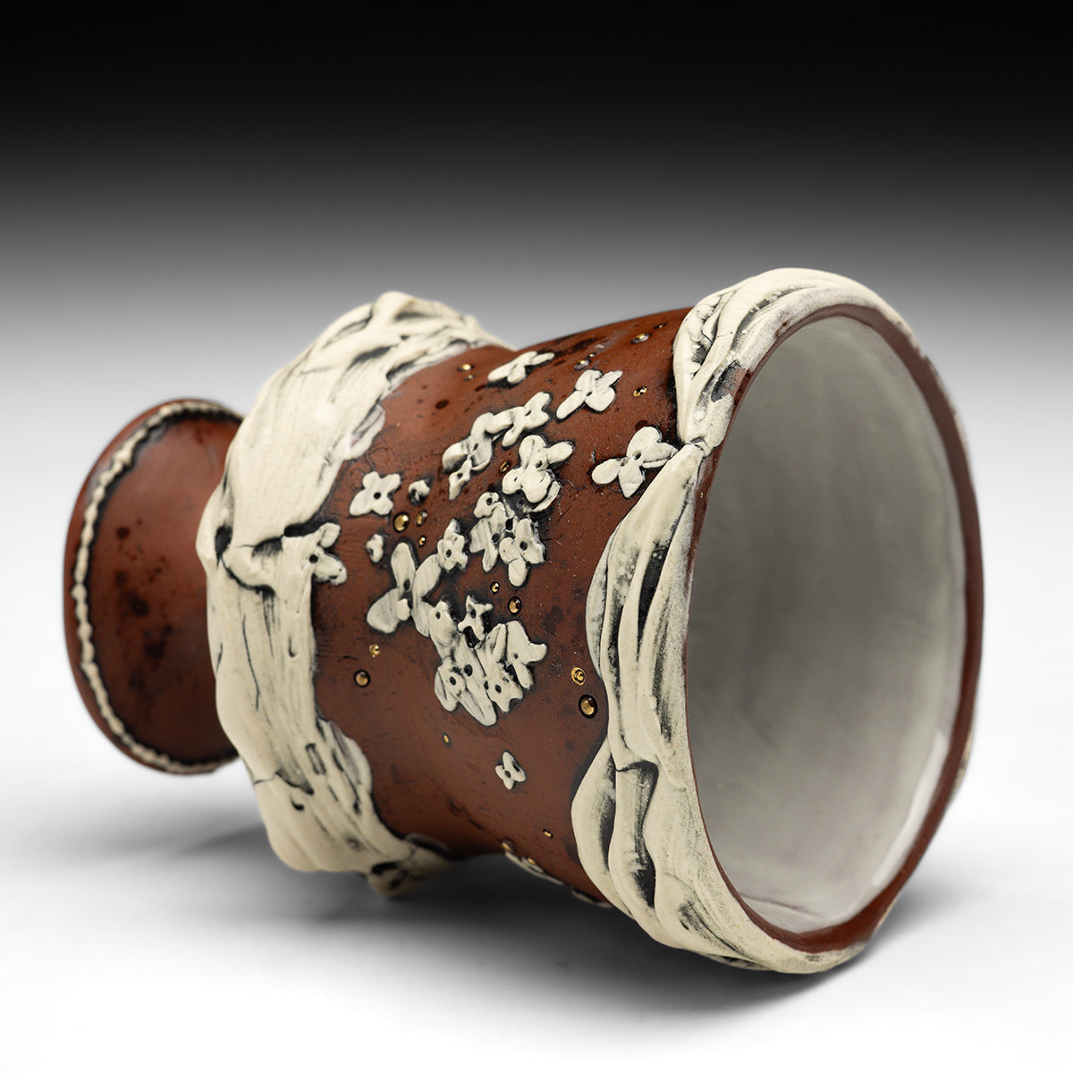 Pedestal Cup