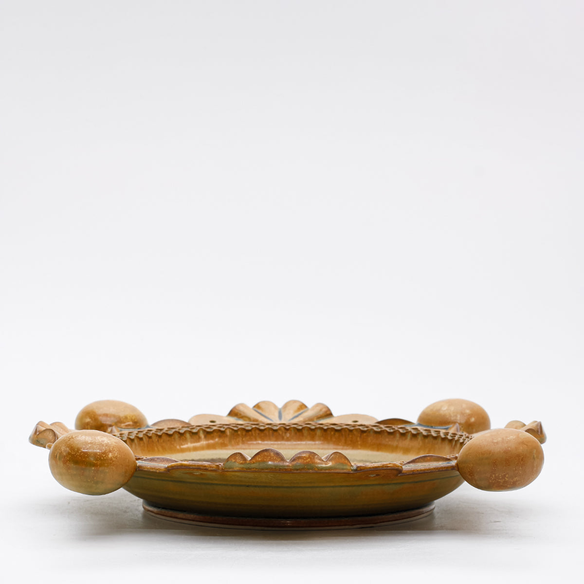 Plate