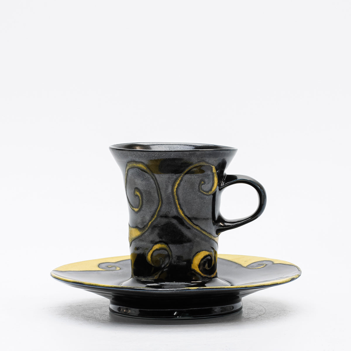 Cup & Saucer