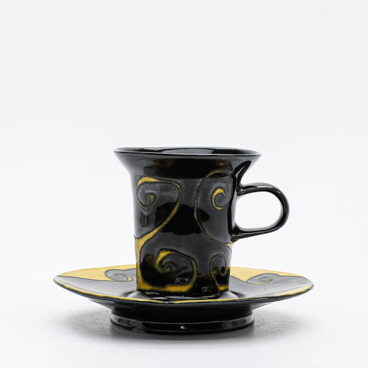 Cup & Saucer