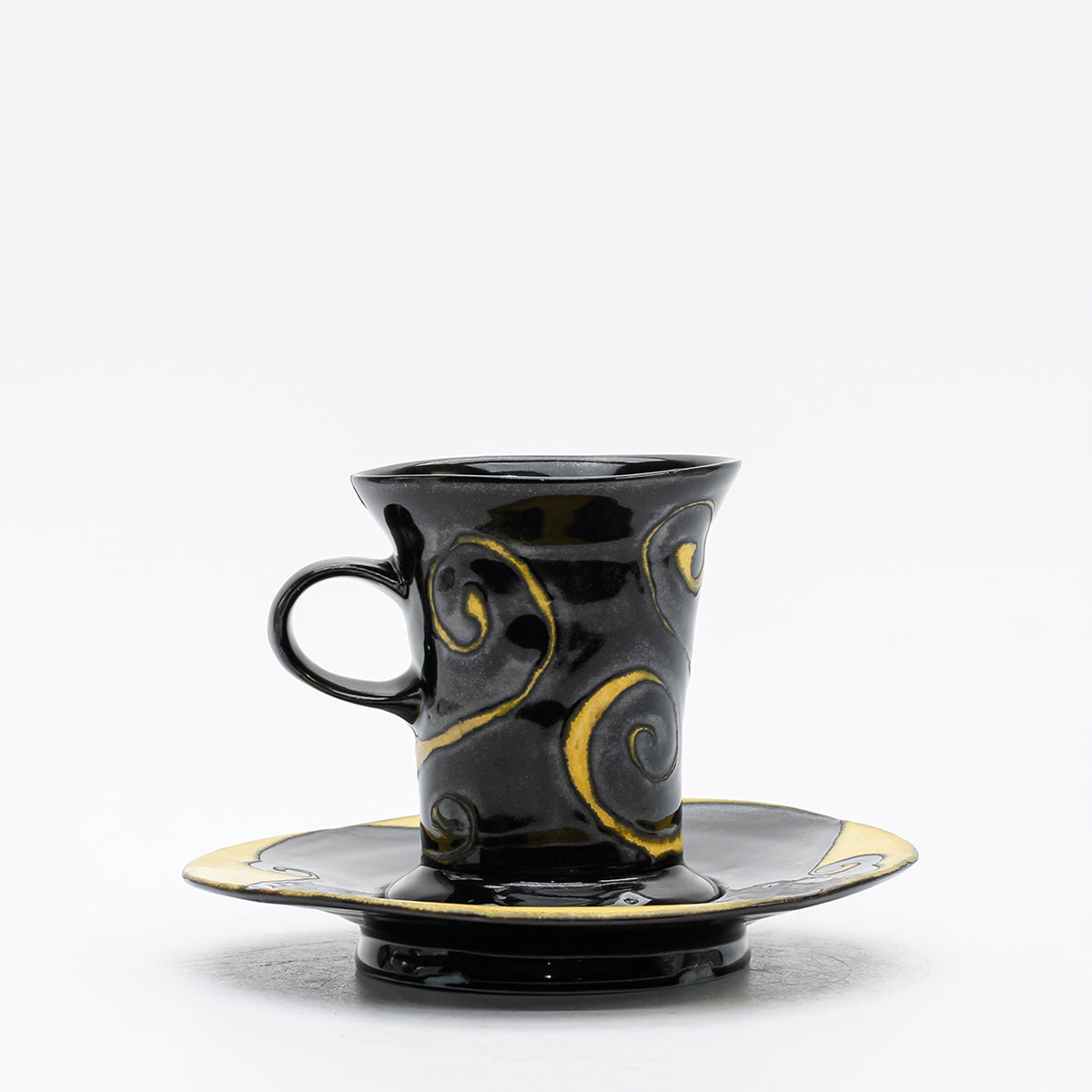 Cup & Saucer