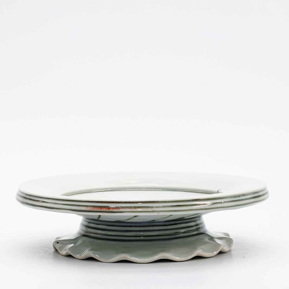 Pedestal Plate