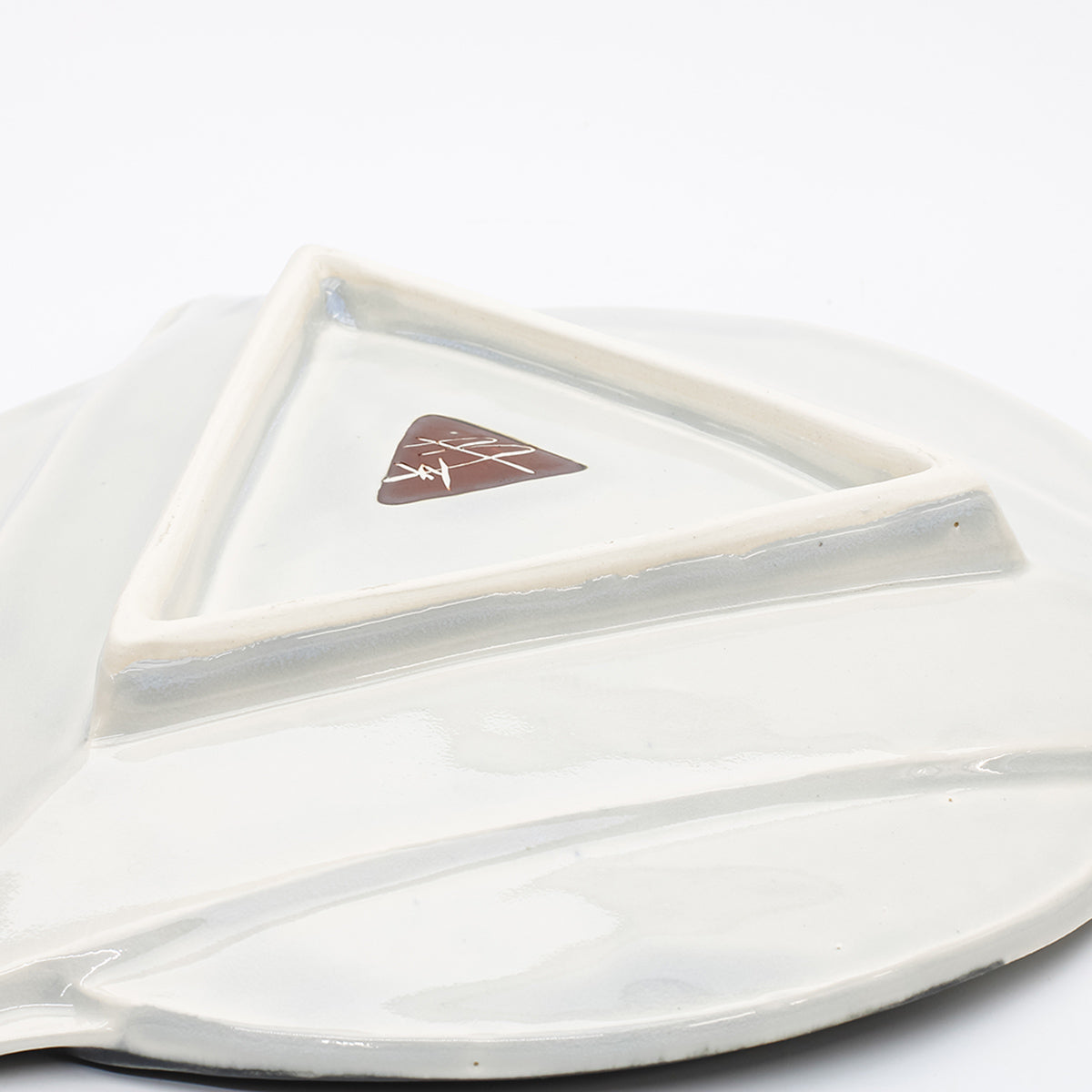 Plate
