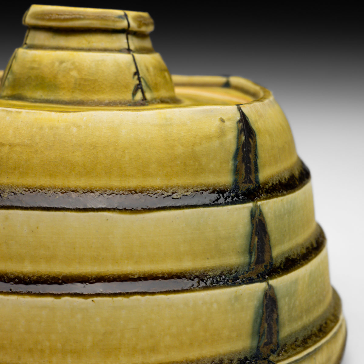 Pyramid Jar