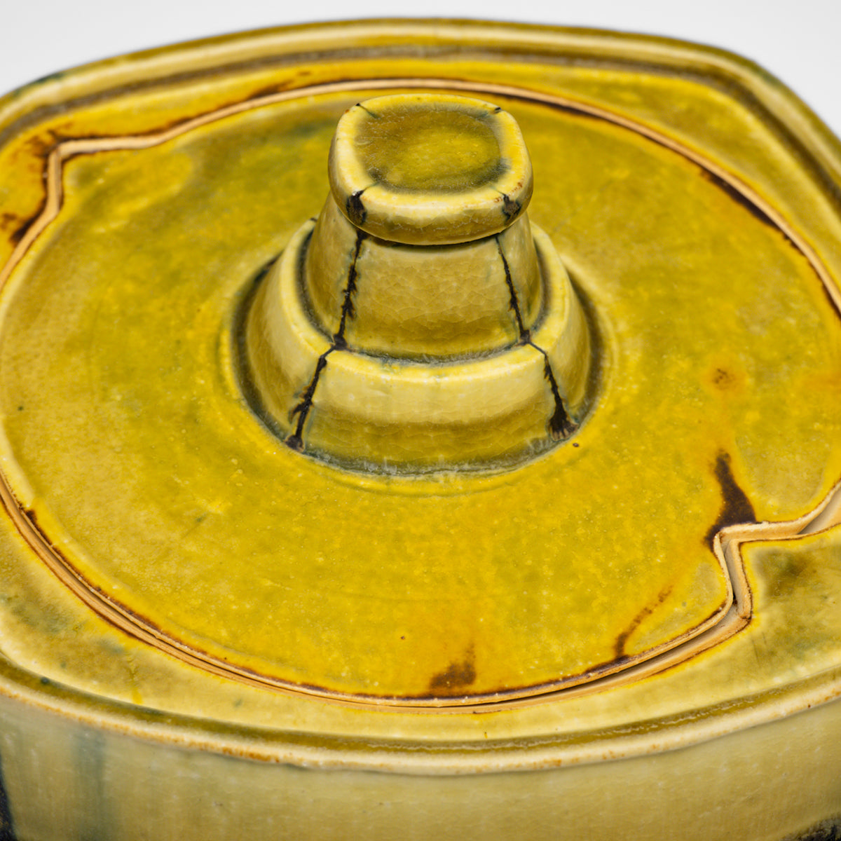 Pyramid Jar