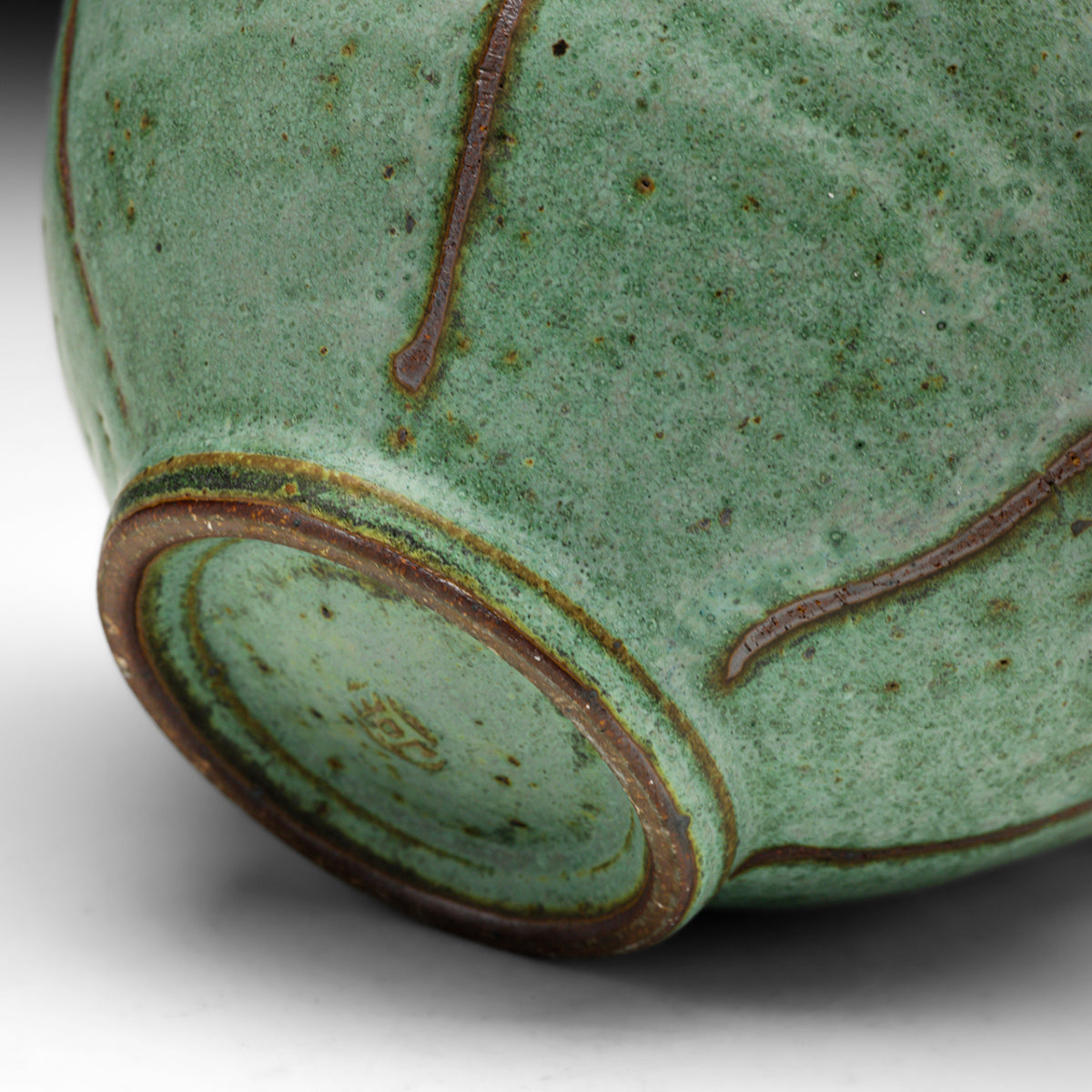 Spouted Bowl